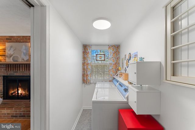 5383 CLEBURNE LN, Woodbridge, VA 22192