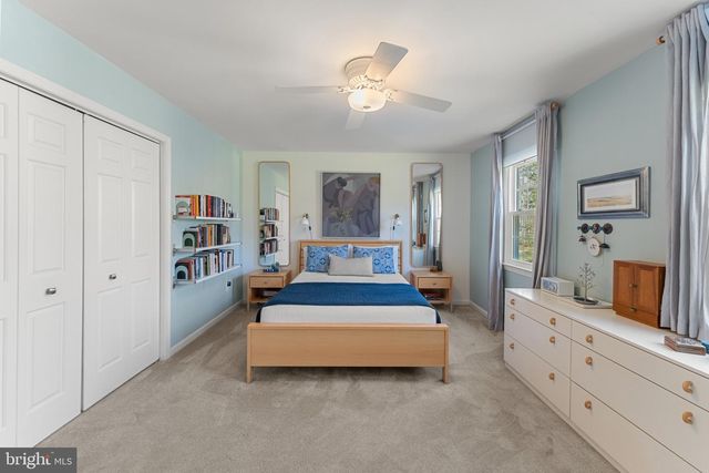 5383 CLEBURNE LN, Woodbridge, VA 22192