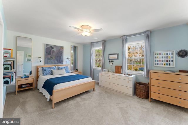 5383 CLEBURNE LN, Woodbridge, VA 22192