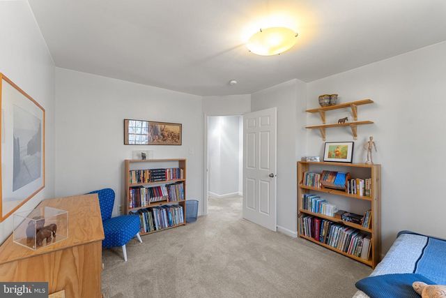 5383 CLEBURNE LN, Woodbridge, VA 22192