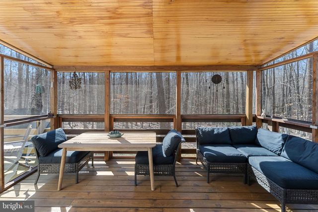 5383 CLEBURNE LN, Woodbridge, VA 22192