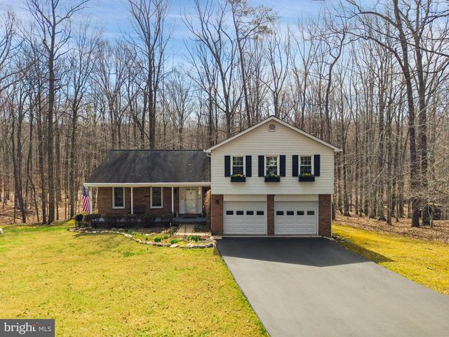 5383 CLEBURNE LN, Woodbridge, VA 22192