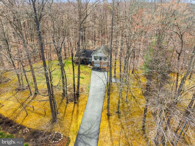 5383 CLEBURNE LN, Woodbridge, VA 22192