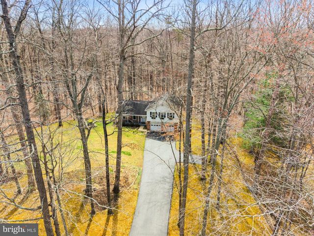 5383 CLEBURNE LN, Woodbridge, VA 22192