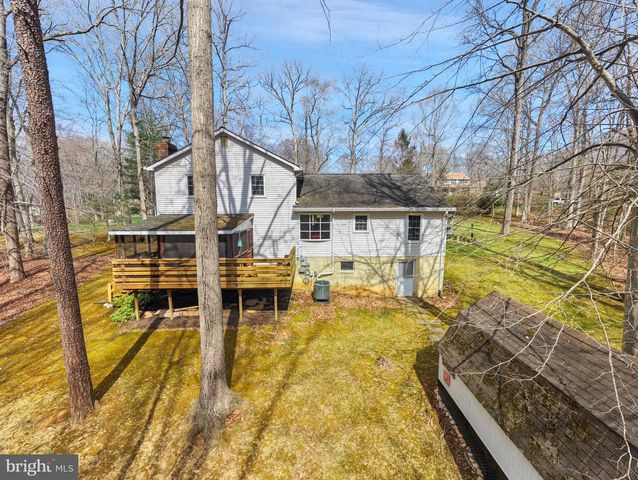 5383 CLEBURNE LN, Woodbridge, VA 22192