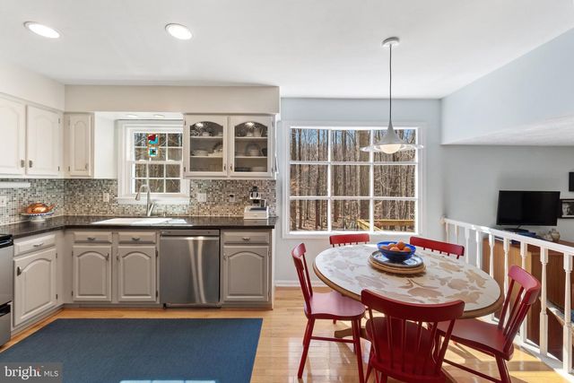 5383 CLEBURNE LN, Woodbridge, VA 22192