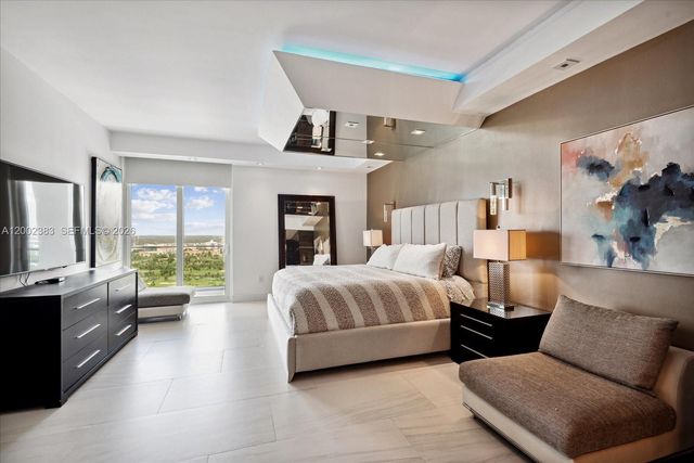 19707 Turnberry Way PHD, Aventura, FL 33180