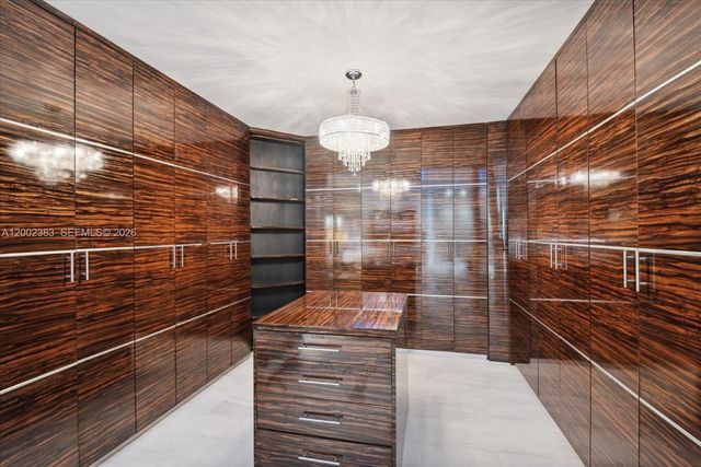 19707 Turnberry Way PHD, Aventura, FL 33180