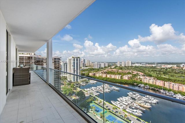 19707 Turnberry Way PHD, Aventura, FL 33180