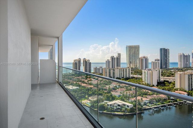 19707 Turnberry Way PHD, Aventura, FL 33180