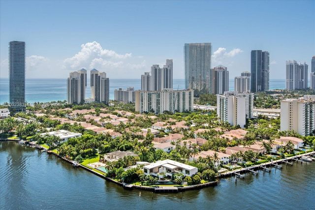 19707 Turnberry Way PHD, Aventura, FL 33180