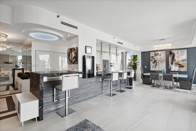 19707 Turnberry Way PHD, Aventura, FL 33180