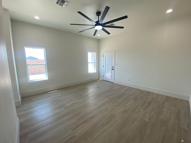 11452 S Sally Dr, Yuma, AZ 85367