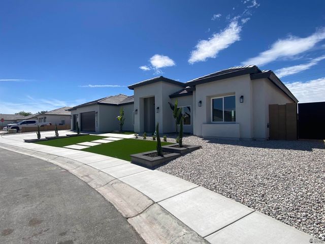11452 S Sally Dr, Yuma, AZ 85367