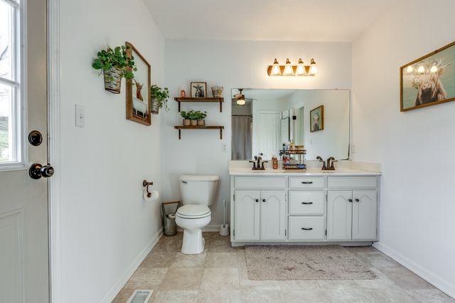 1824 Blackburn Ln, Spring Hill, TN 37174