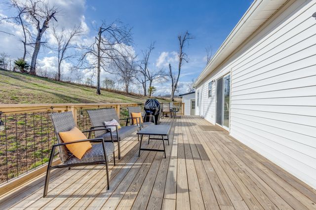 1824 Blackburn Ln, Spring Hill, TN 37174