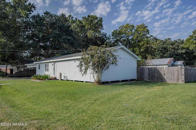 706 S Avenue O, Crowley, LA 70526