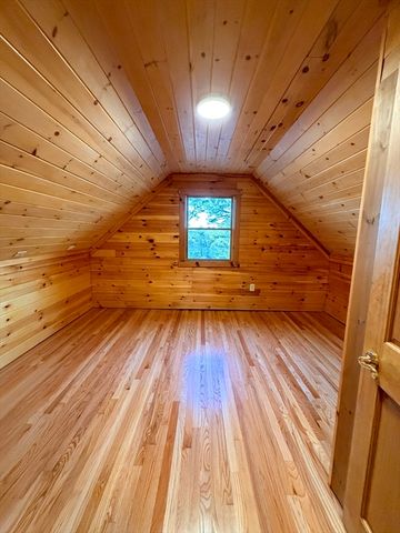 2 Wind Rose Ln, Plymouth, MA 02360