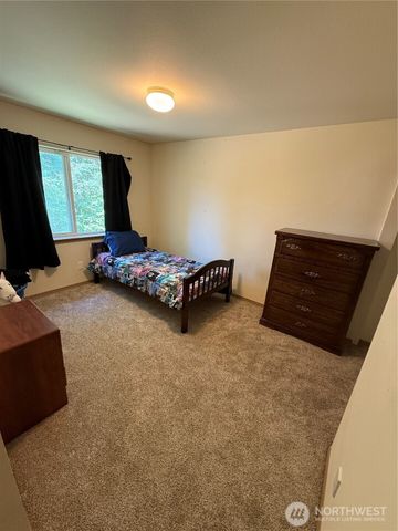 6404 220th Street Ct E, Spanaway, WA 98387