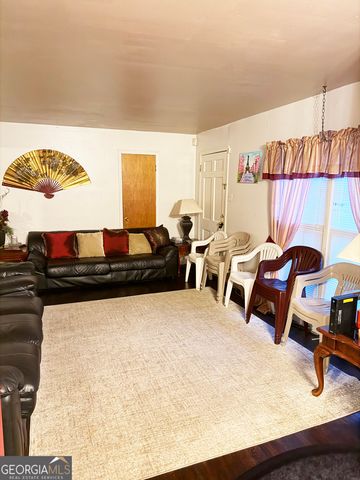 6112 Lynwood Dr, Forest Park, GA 30297