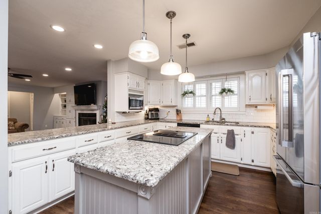 14707 Woodcreek Drive, Little Rock, AR 72211