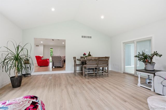 45738 Bemis Bemis Road, Van Buren Charter Township, MI 48111