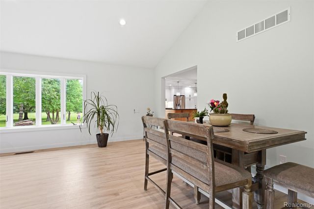 45738 Bemis Bemis Road, Van Buren Charter Township, MI 48111