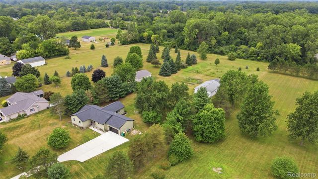 45738 Bemis Bemis Road, Van Buren Charter Township, MI 48111