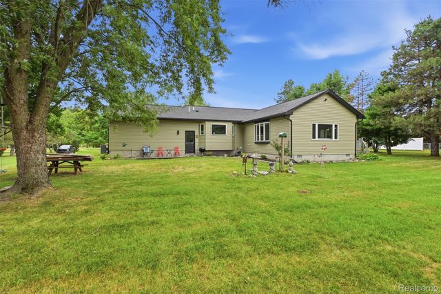 45738 Bemis Bemis Road, Van Buren Charter Township, MI 48111