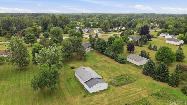 45738 Bemis Bemis Road, Van Buren Charter Township, MI 48111