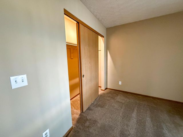 2744 Greystone Drive, E, Columbus, OH 43220