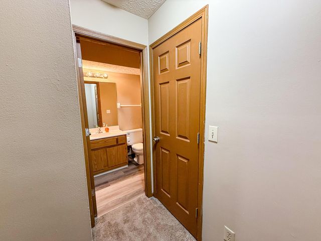 2744 Greystone Drive, E, Columbus, OH 43220