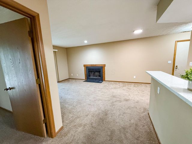 2744 Greystone Drive, E, Columbus, OH 43220