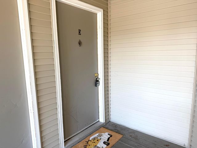 2744 Greystone Drive, E, Columbus, OH 43220