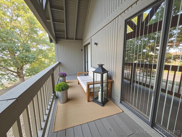 2744 Greystone Drive, E, Columbus, OH 43220