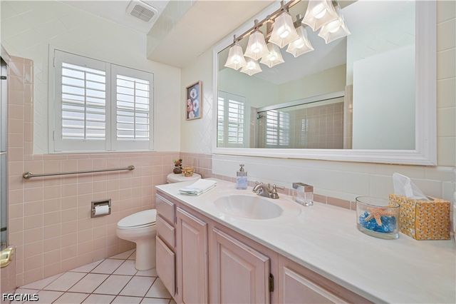 4520 SE 9th AVE, Cape Coral, FL 33904