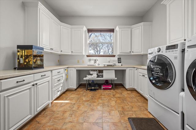 1720 Mistletoe Drive, Flower Mound, TX 75022