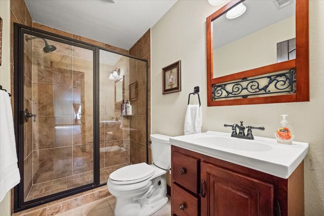 1720 Mistletoe Drive, Flower Mound, TX 75022