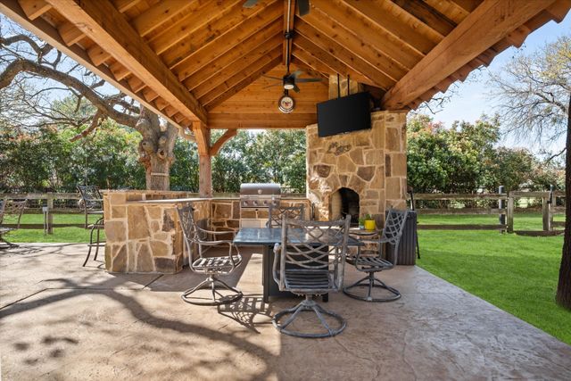 1720 Mistletoe Drive, Flower Mound, TX 75022