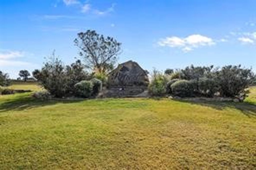 7112 Turnberry Circle, Cleburne, TX 76033