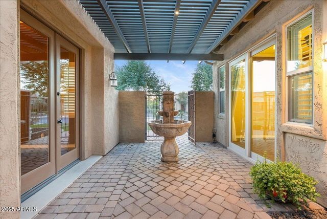 12971 W FOSSIL Drive, Peoria, AZ 85383