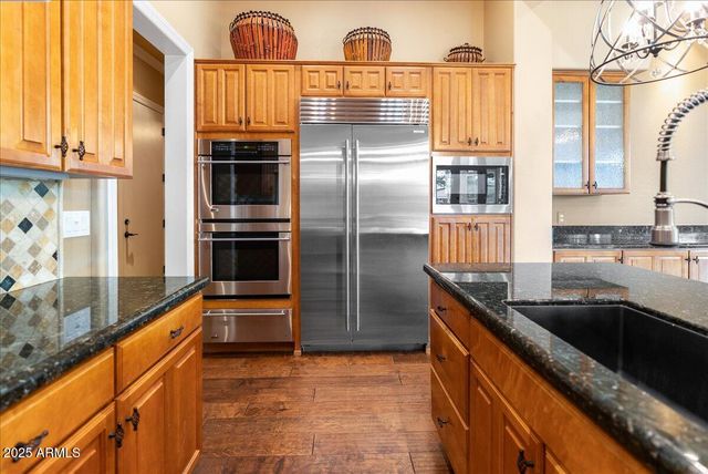 12971 W FOSSIL Drive, Peoria, AZ 85383