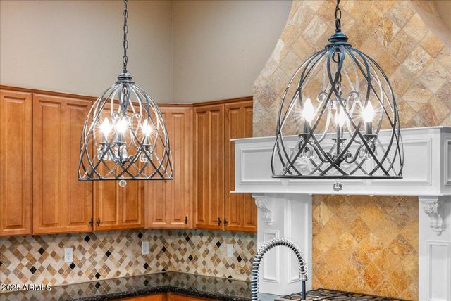 12971 W FOSSIL Drive, Peoria, AZ 85383