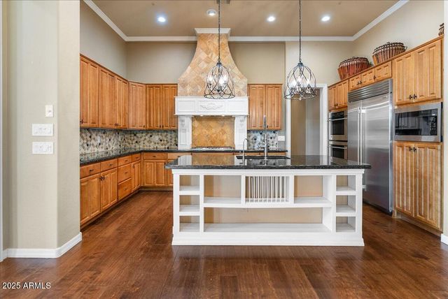 12971 W FOSSIL Drive, Peoria, AZ 85383