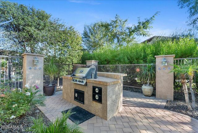 12971 W FOSSIL Drive, Peoria, AZ 85383