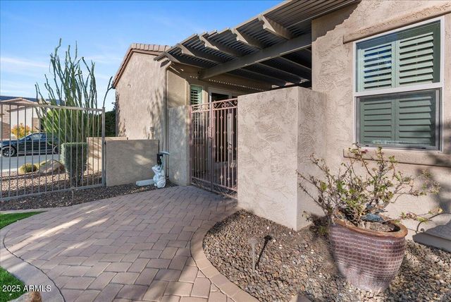 12971 W FOSSIL Drive, Peoria, AZ 85383