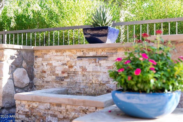 12971 W FOSSIL Drive, Peoria, AZ 85383