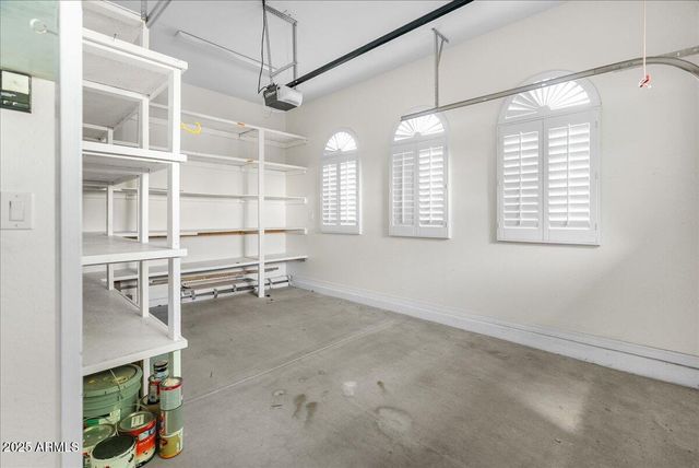 12971 W FOSSIL Drive, Peoria, AZ 85383