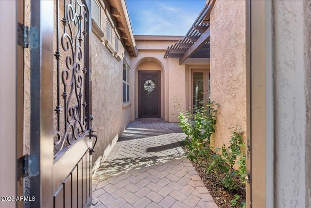 12971 W FOSSIL Drive, Peoria, AZ 85383