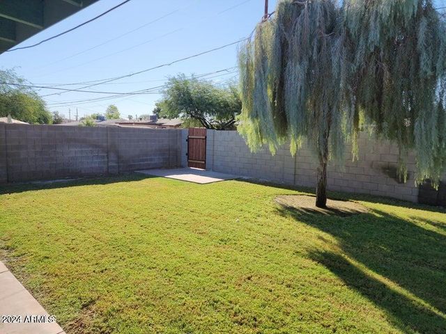 1041 W Elna Rae Street, Tempe, AZ 85281
